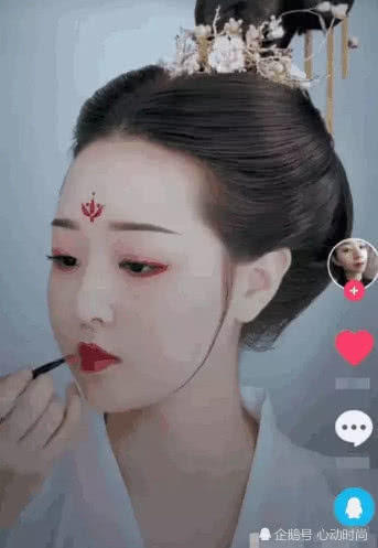 抖音网红仿妆杨贵妃，美得跟画里走出来一样！这技术堪比整容！