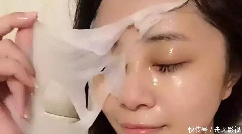 「皮肤问题」白醋加上常见的“它”,敷脸一周色斑、皱纹变淡,皮肤白嫩又细腻