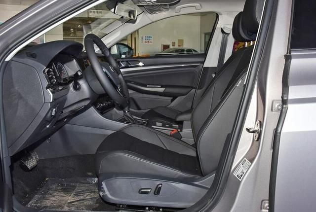  「驾龄」司机开车稳不稳？不用看驾龄，看着三点就足够