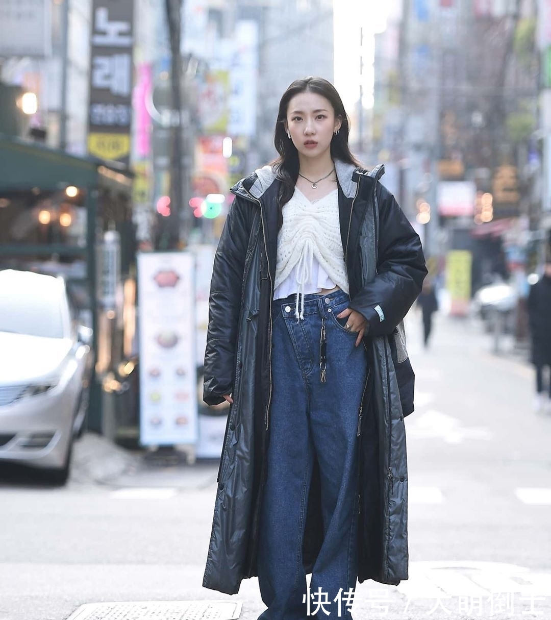 #美女身穿#时尚路人街拍,街头都是穿着时髦的小姐姐