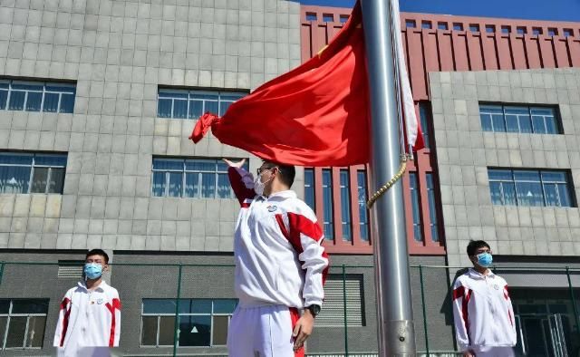  [亲爱的同学]有一种温暖，叫久别重逢｜人开初三学子开学啦！