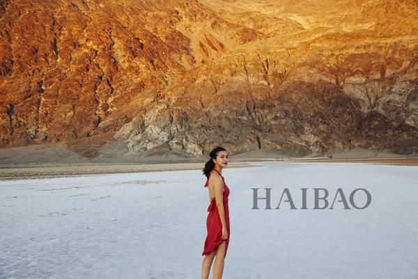 最易借鉴的法式风格!时尚摄影师Adeline Mai私服合辑:这张英气