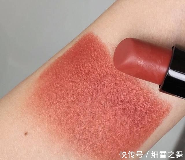  【焦糖】这8只焦糖砖红唇膏本季要收，过往断货的都重出江湖，错过就没有