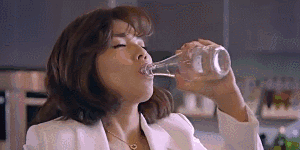 28岁三孩妈妈喝水后中毒死亡：关于喝水的4个误区，你一定被骗过