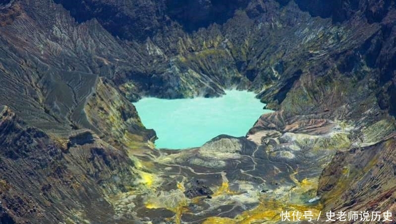 新西兰监测到风险却没示警，怀特岛火山喷发酿严重伤亡悲剧谁负责