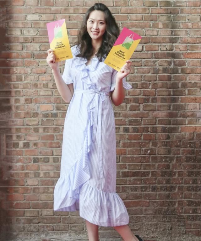 腿长真的了不起，192惠若琪穿仙女裙，却搭双你想不到的平底鞋