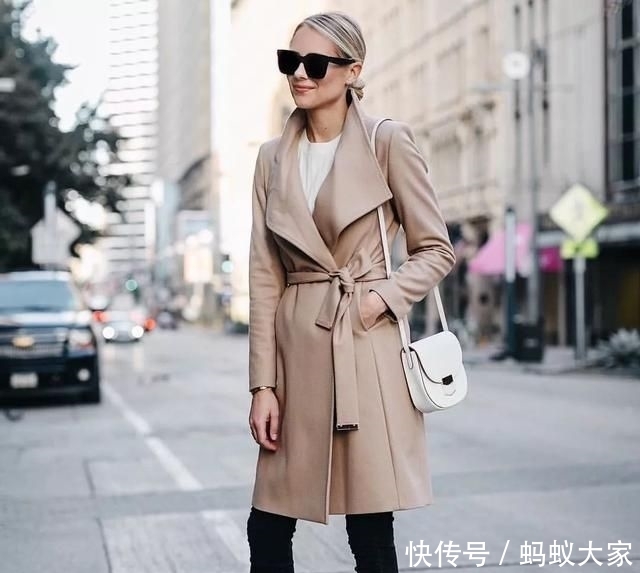  #脚踝#冬季怎么穿得时髦？不露脚踝穿法，被靴子和裤子承包一季舍不得换