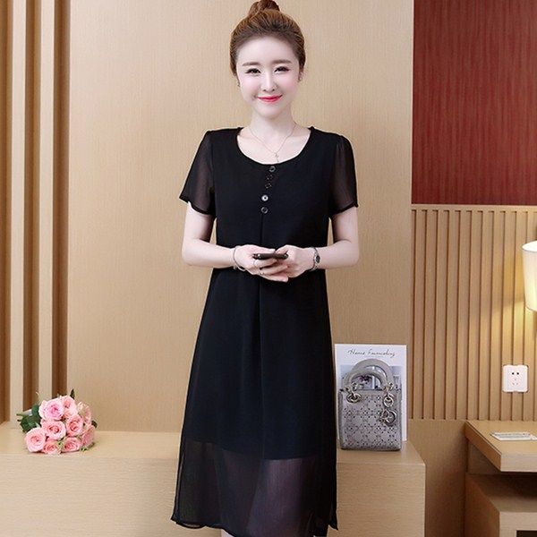 女人穿短裤不一定有女人味!夏天这样穿，更抢眼，更时髦哦