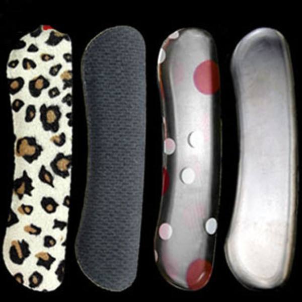 个性女孩改行卖鞋贴,年盈利四十多万