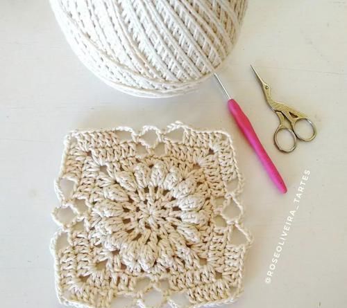  钩花：只要学会钩花片，各种各样的美包都不用买了，附钩织图解教程