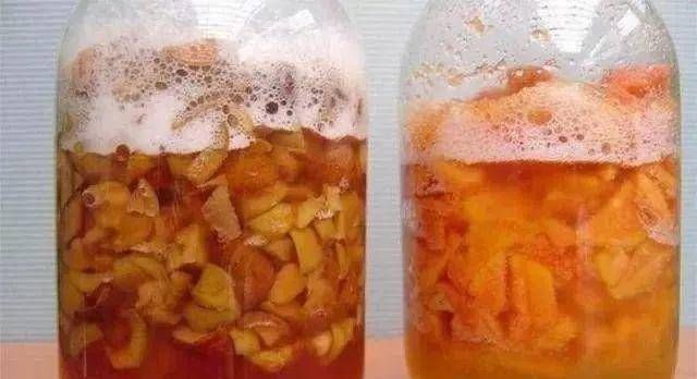  花生麸■节日期间，我们在家里做花肥，它充满了生育能力