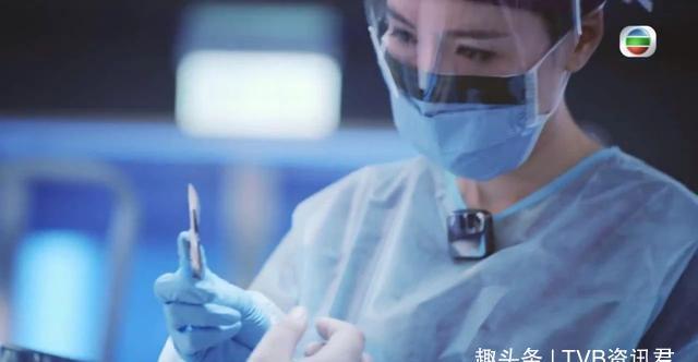『真实』全城热捧!TVB《法证先锋4》最新小丑案掀热议:人皮手套真实存在
