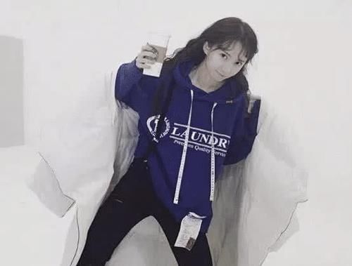 「公寓」《爱情公寓》诺澜真是逆生长，28岁却似小女孩，网友：女神无疑