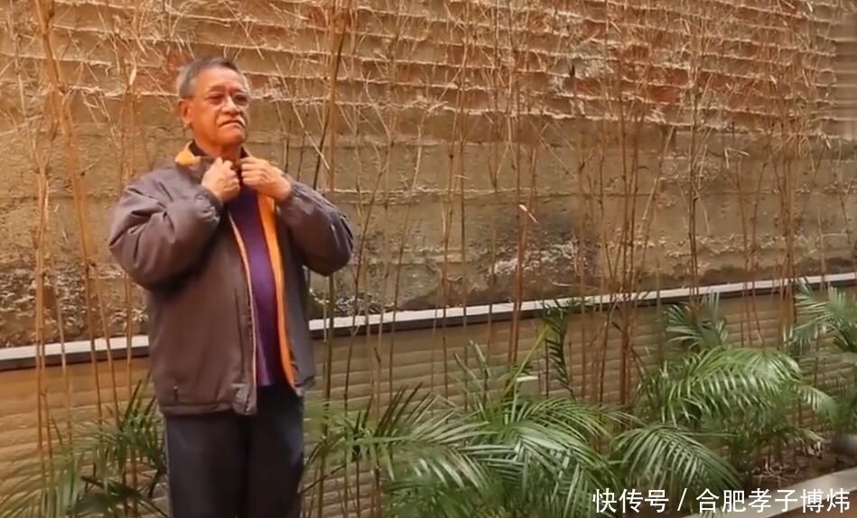  黄秋生：吴耀汉眼中的黄秋生：这个人做人好有问题 拿了影帝后话好多 快收口吧