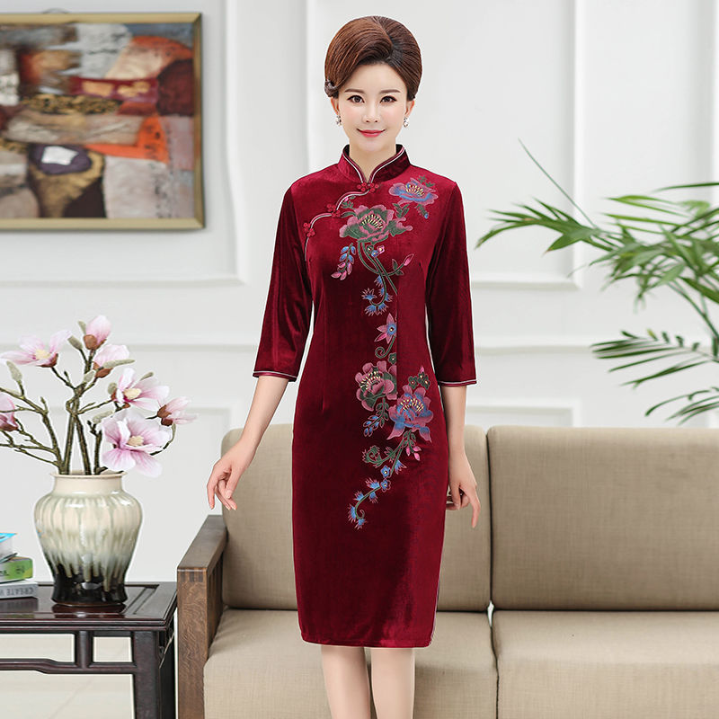 难怪妈妈把阔腿裤扔了，洋气又得体，减龄显瘦还百搭