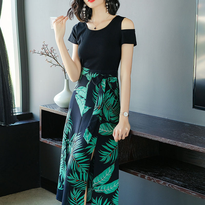 小姨穿上这条裙子，简直美爆了，发了工资，我也要买一件