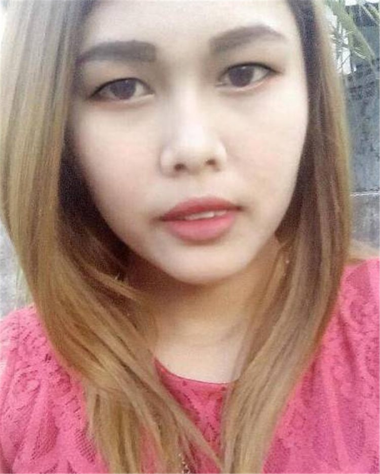 26岁女子做纹眉手术结果变成“关公”，让她哭笑不得