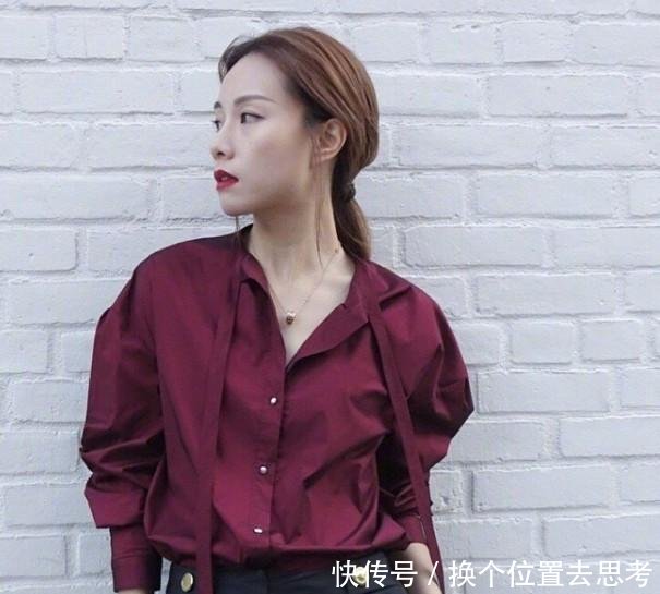 邓丽欣太高估自己的身材了吧，穿吊带深V长裙，身材像平板还俗气