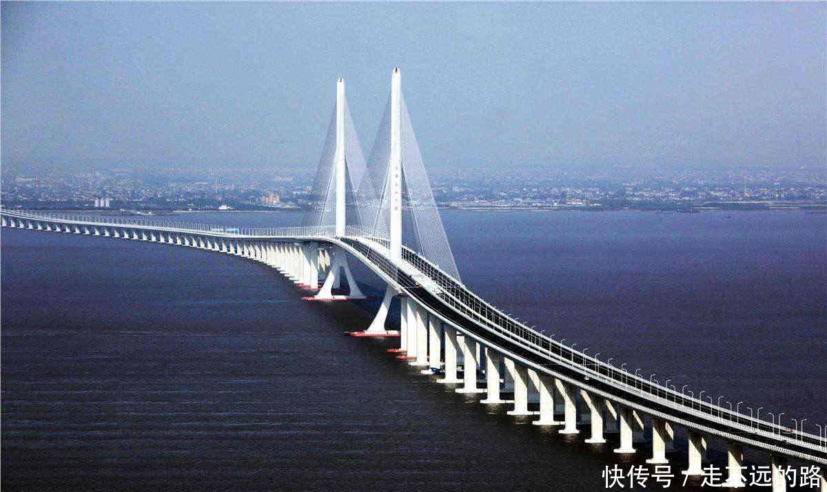  [鸟巢]中国再建世界奇迹工程，首座公铁两用斜拉桥，规模堪比12