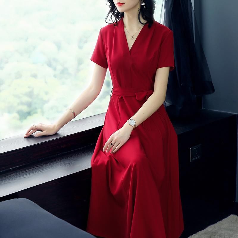 太美了!看看这70后女人怎么穿，温柔迷人简直年轻20岁