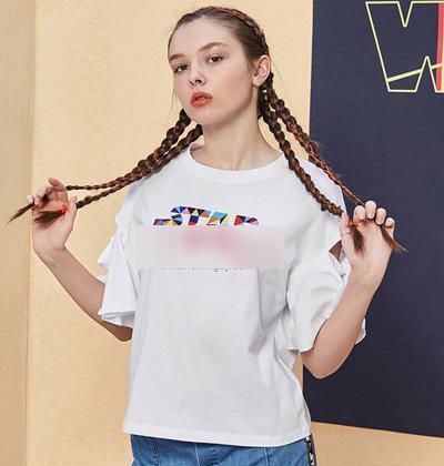 20岁中长发女生简约风脏辫发型来袭！