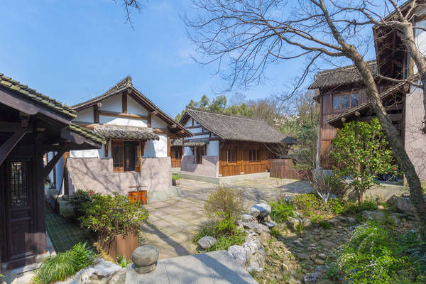 西湖最冷门的旅游路线，人少景美，一般人都不知道