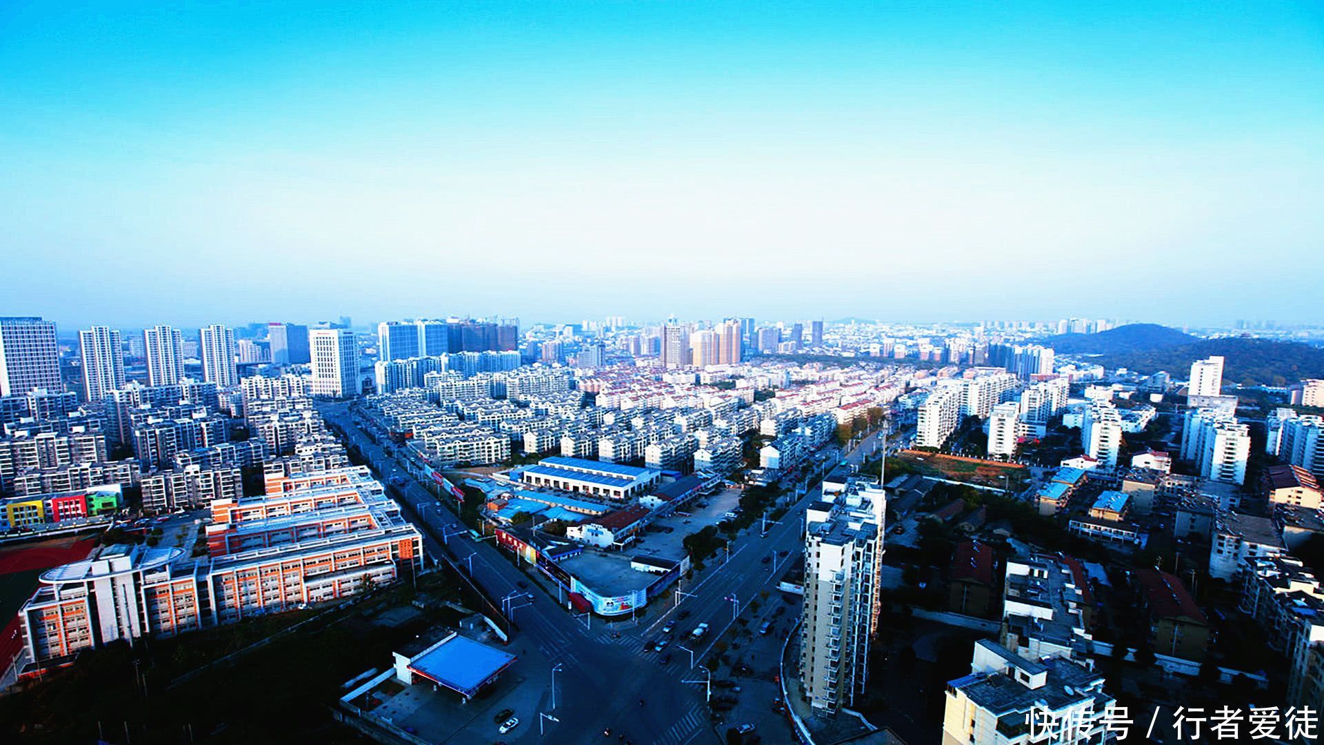 江苏最强的4个三线城市,镇江第1,盐城第3,没有