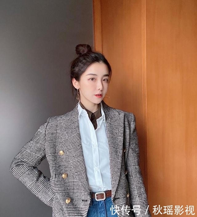 「黑色打底」春季就该穿西装,手把手教你西装怎么搭,让你一不小心就变美