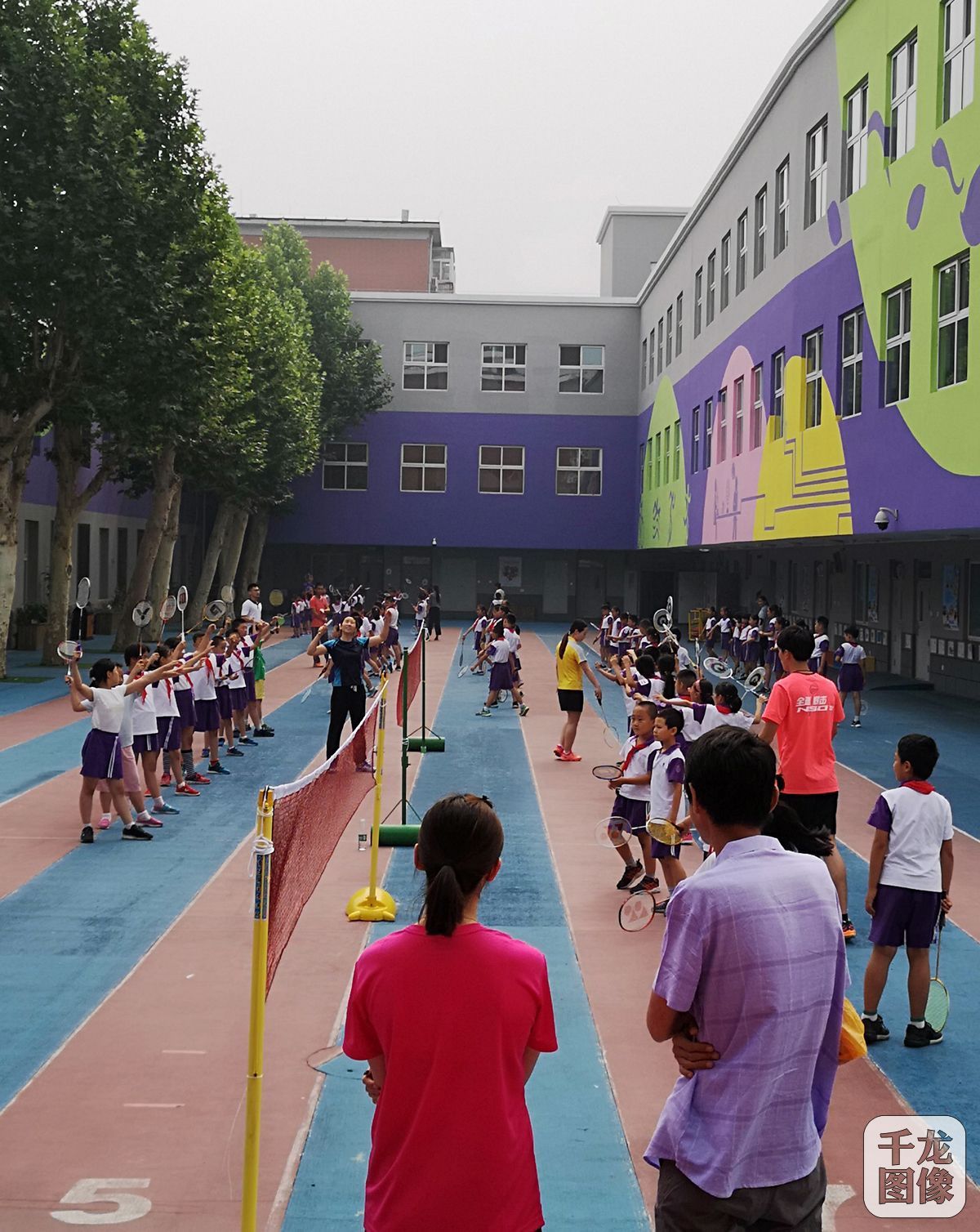 北京市羽毛球运动协会庆七一党员冠军进校园活