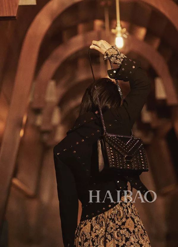 杨幂带火了这么多单品，如今是要进军设计圈了?