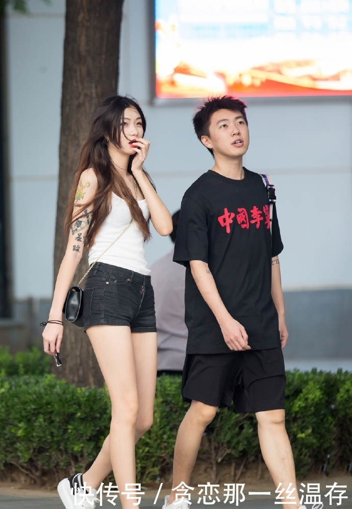  紧身裤■一群爱运动的美女姐姐们，短裤紧身裤应有经验