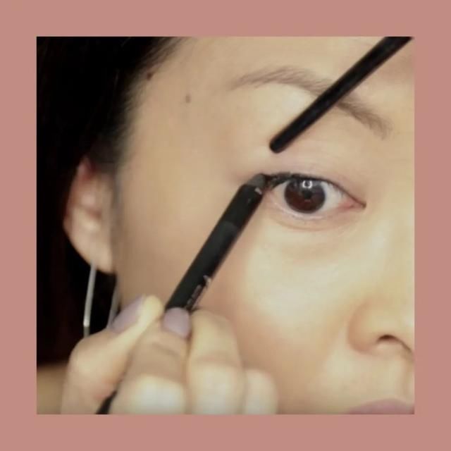  「眼尾处」彩妆迷 | 既然戴口罩不能涂口红，那我推荐几支眼线笔吧