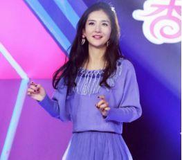 多变的谢娜，穿上裙子的她也可以很仙，美到不敢认