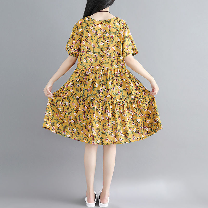 被表嫂身上的“棉麻装”，一眼给吸引住了，原来今年流行这么穿