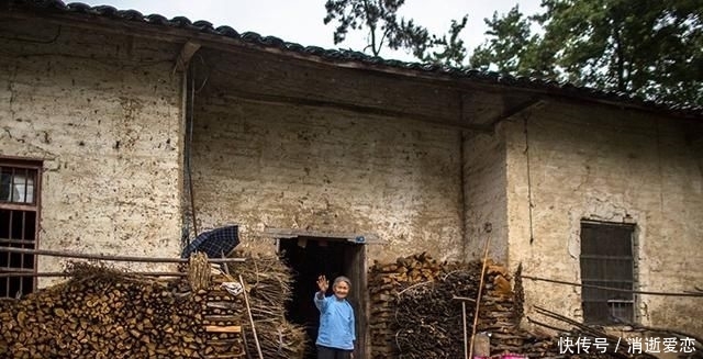  「房子」农民搬进城里，农村空房闲置多年，会不会被村集体收回