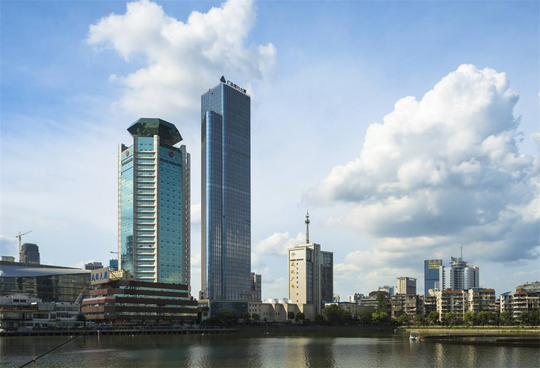 中国正在崛起的4个城市，追赶“北上广深”，成为新的一线城市！