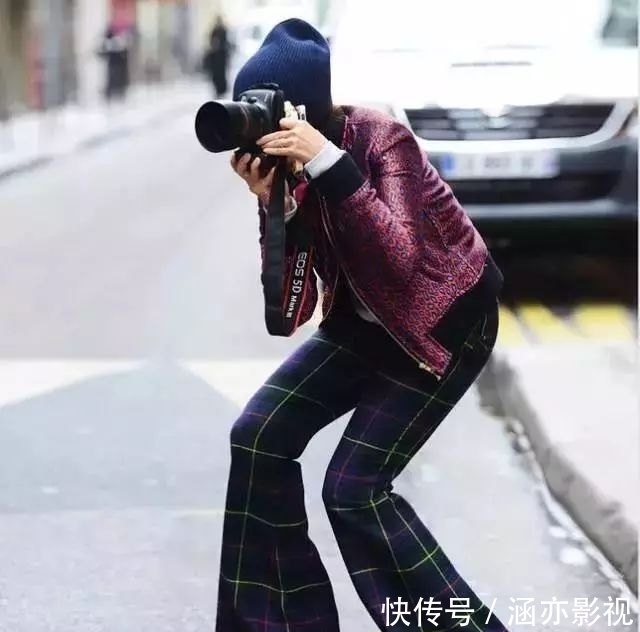  等级@格纹裤难驾驭？不，只要记住这几个搭配要点，时尚感up好几个等级