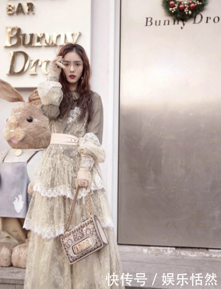 她出道八年无人识, 被张一山意外捧红, 网友: 这就是我初恋