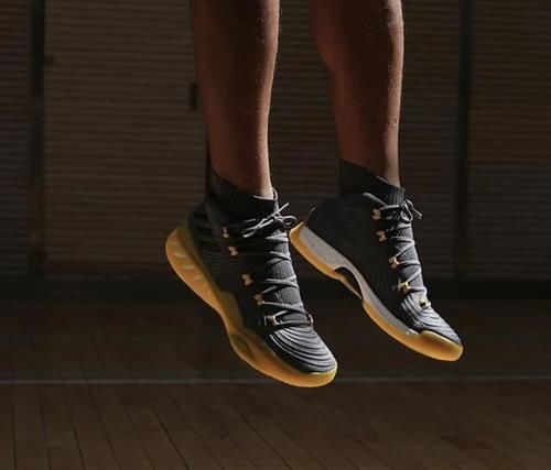 『Explosive』Adidas Crazy Explosive,阿迪最时尚战靴好在哪儿?