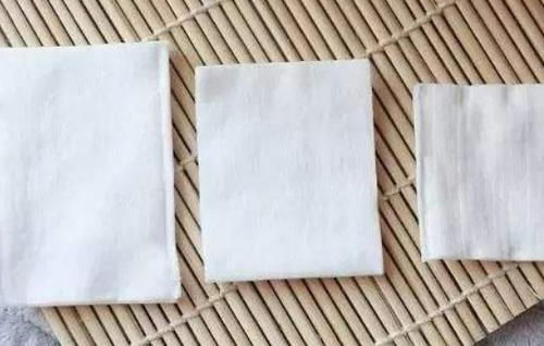  「操作方法」化妆棉湿敷的操作方法 化妆棉湿敷的话应该怎么做