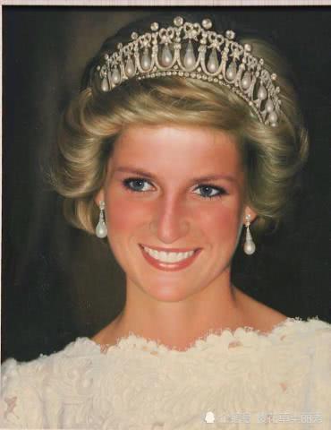 终于知道女王为什么更爱凯特王妃，而不喜欢儿媳戴安娜