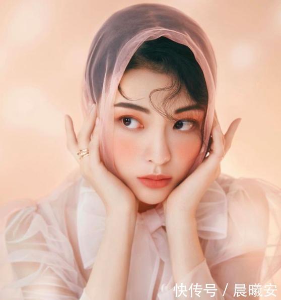 『公开』原来这个画法脸最小!6种修脸腮红画法公开,什么脸型都适合!