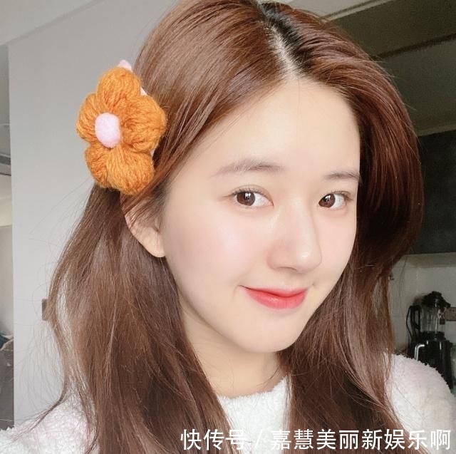  女生@长相干净的女生，一般都会有这4特点，即使五官很一般男生也喜欢