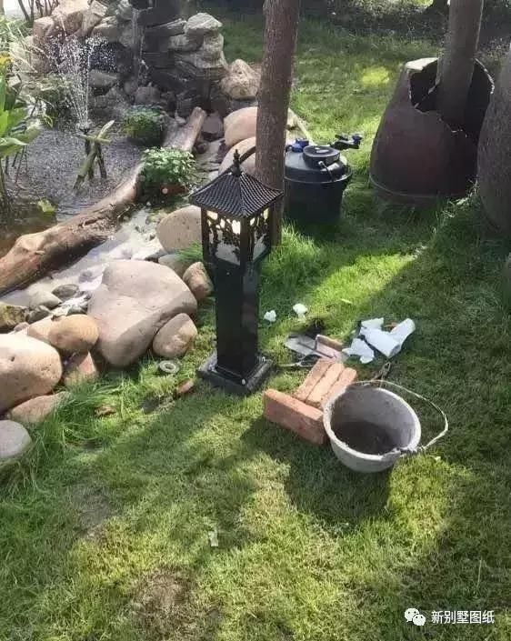 庭院设计|农村大叔手把手教你，一个人挖池塘，小院从此美美的