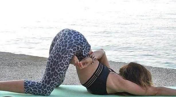 嫌弃自己没气质?常练三式瑜伽，让你的气质蹭蹭往上涨!