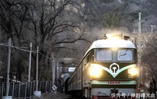  「列车」1909年，京张铁路建成；2019年，京张高铁通车