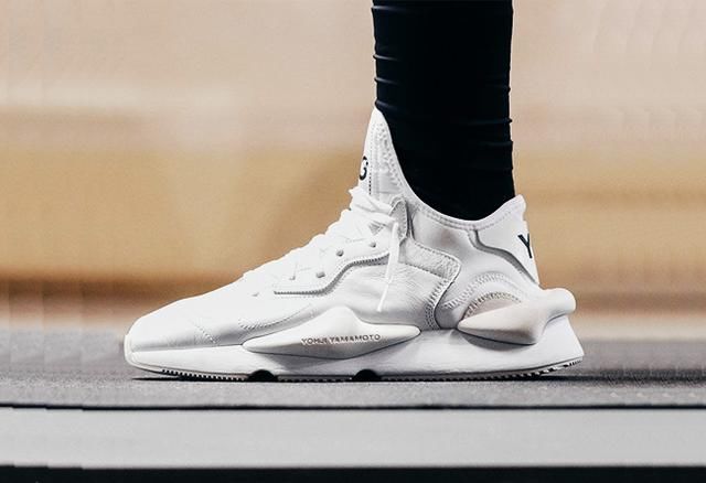 暗黑武士降临!提前感受 Y-3 Kaiwa 的帅气上脚!