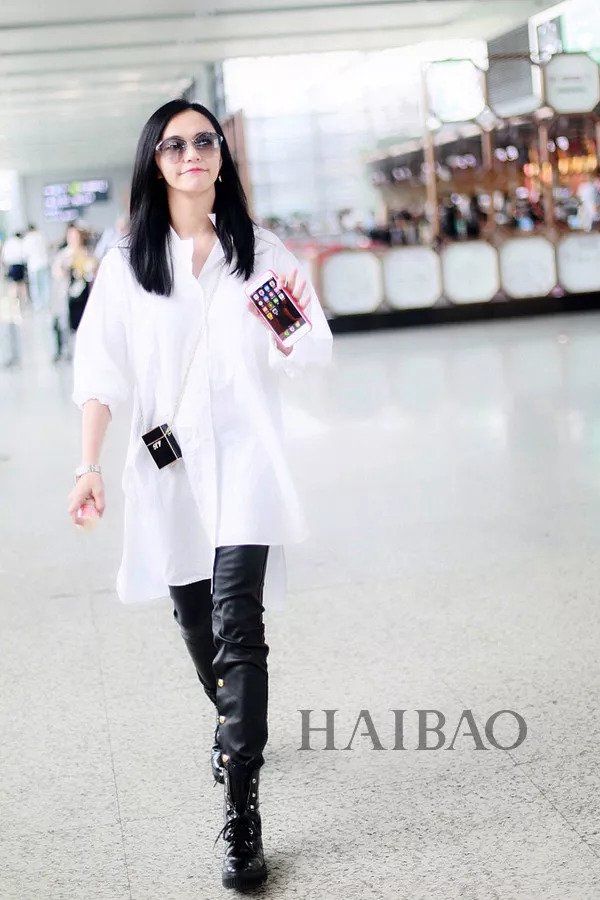 时髦百搭+永不过时!一件白衬衫解锁你的秋季穿搭!