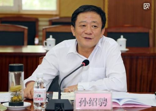 退役军人事务部名片来了！5700万退役军人请收下！