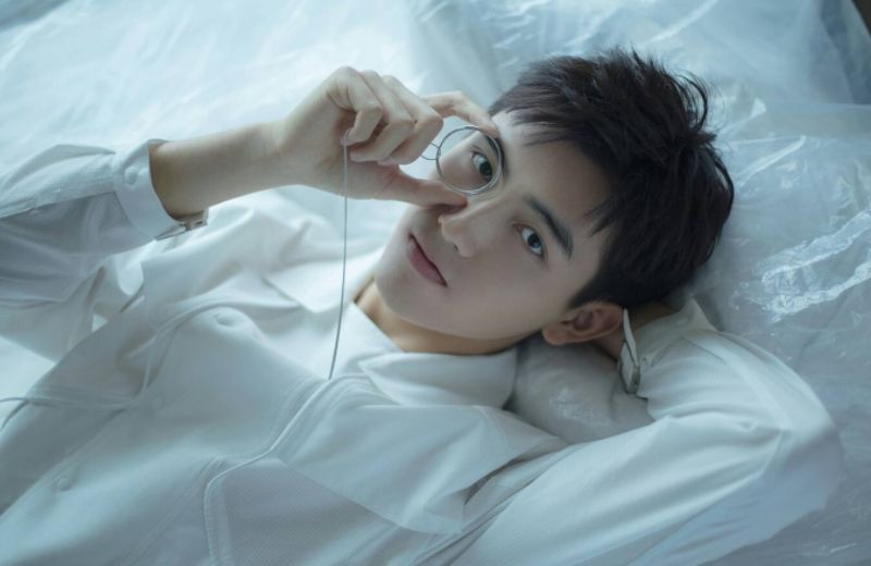 『皓衣』陈飞宇和罗云熙合作电视剧《皓衣行》，情节新颖让人期待